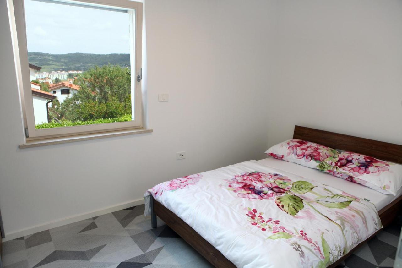 Villa Uma Izola Bagian luar foto
