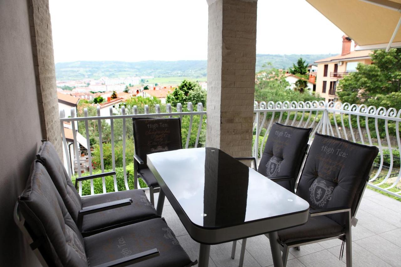 Villa Uma Izola Bagian luar foto